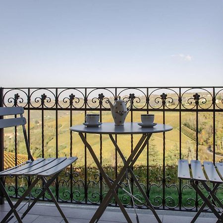 Casa Rubbo - Appartamento In Collina 'Monviso' Alba  Exterior photo